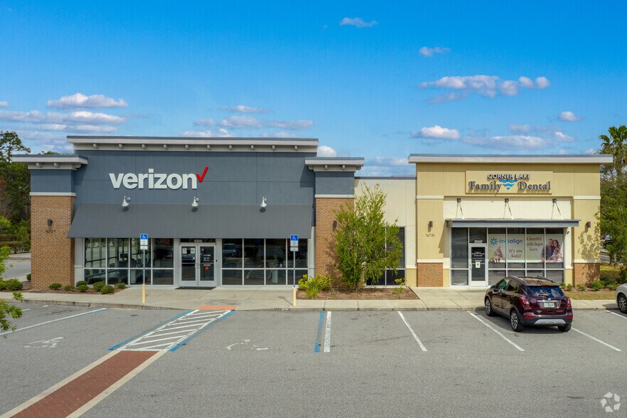More Photos Of 16701-16727 E Colonial Dr, Orlando Storefront For Lease