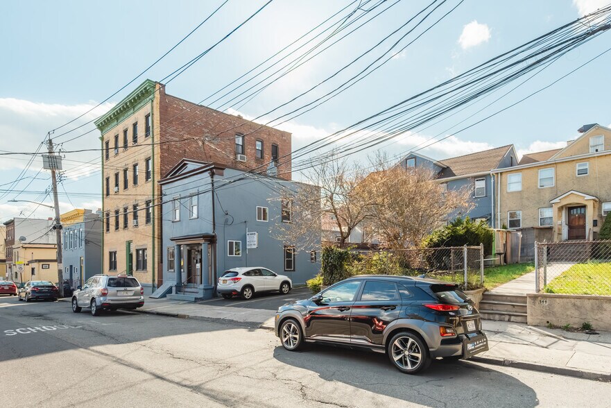 More Photos Of 536-542 N High St, Mount Vernon Apartments For Sale