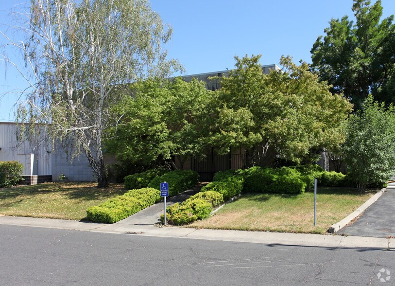 8110 36th Ave  