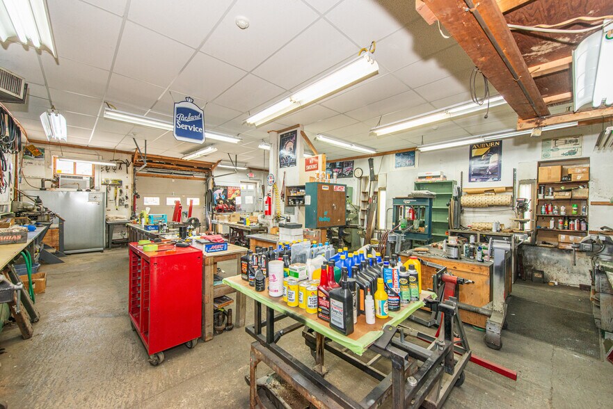 More Photos Of 202 US-46 Rt, Hackettstown Light Manufacturing For Sale