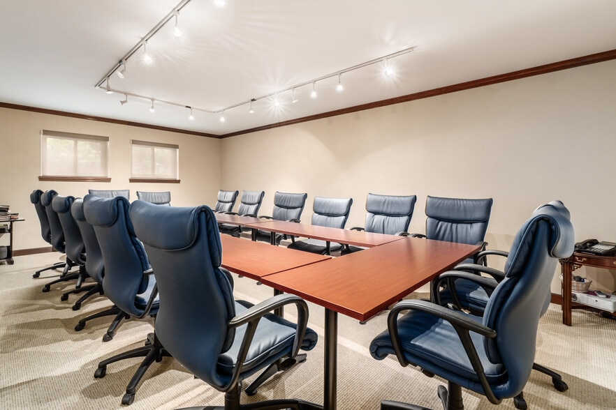 More Photos Of 53 W 3rd Ave, Columbus Office For Sale