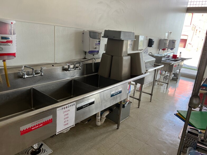 More Photos Of 112 E Erie St, Albion Office For Lease