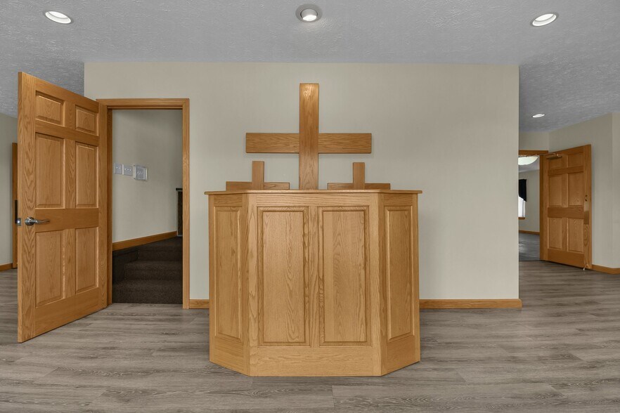 More Photos Of 2598 E Smiley Ave, Shelby Religious Facility For Sale