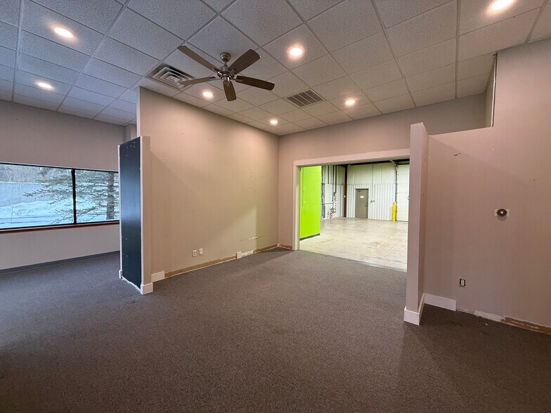 More Photos Of 3765-3773 Sky King Blvd, Kalamazoo Light Distribution For Lease