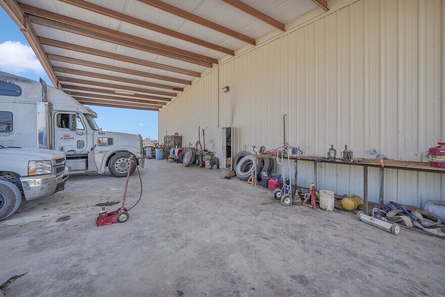 More Photos Of 2500 S Crane, Odessa Warehouse For Sale