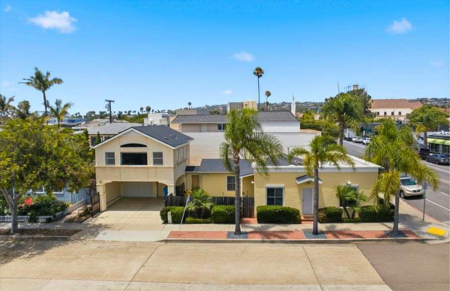 Primary Photo Of 4652 Cass St, San Diego Office Residential For Sale