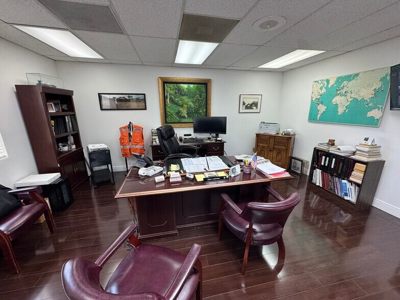 More Photos Of 2001 NW 93rd Ave, Miami Warehouse For Sale