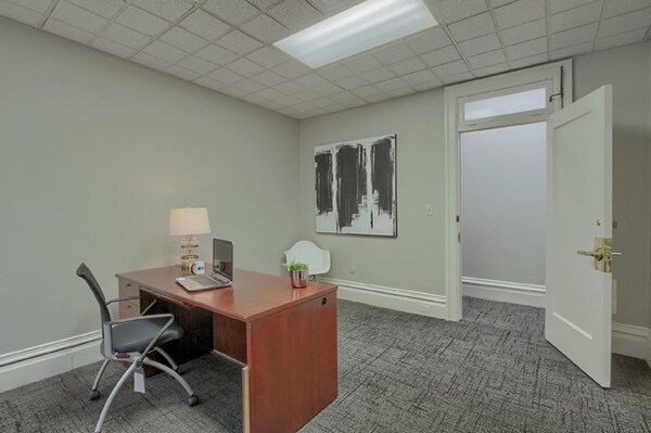 More Photos Of 1007 N Front St, Harrisburg Office For Lease