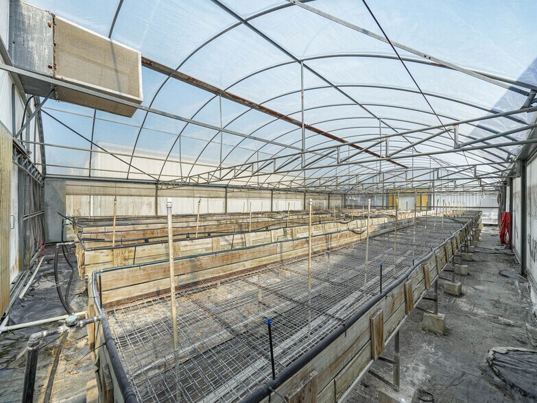 More Photos Of 16110 US 27, Lake Wales Light Distribution For Lease