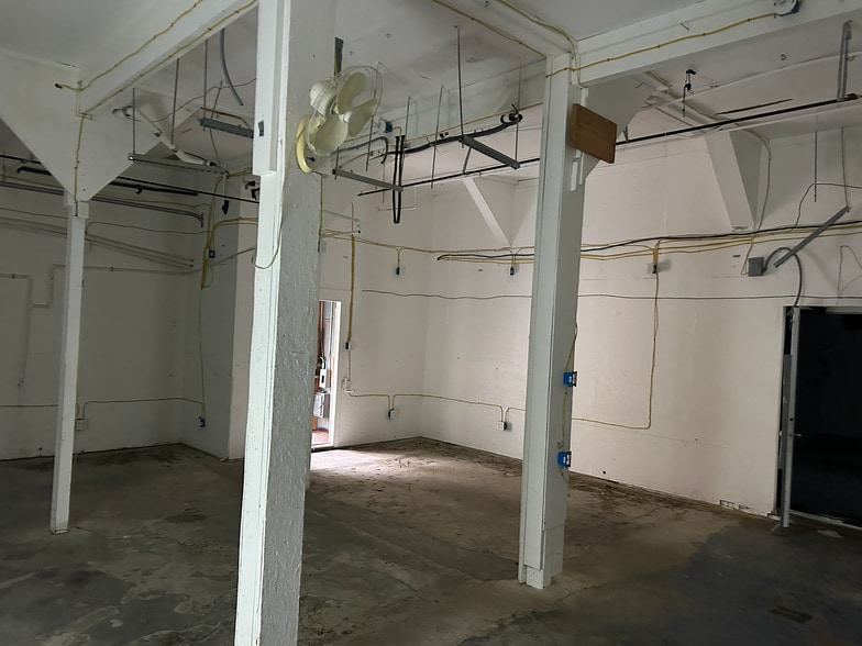 More Photos Of 6675 Petersen Rd, Petaluma Food Processing For Sale
