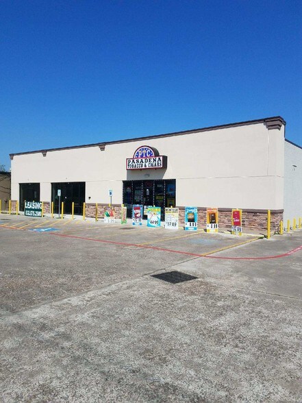 More Photos Of 4441 Spencer Hwy, Pasadena Storefront For Lease