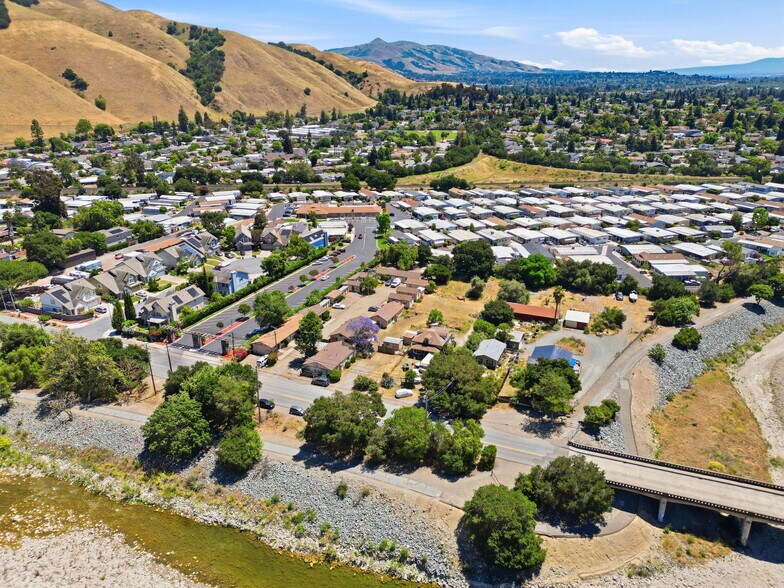 More Photos Of 559-585 Old Canyon Rd, Fremont Apartments For Sale