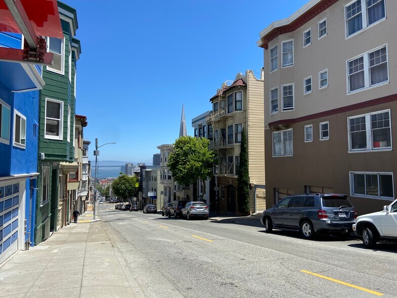More Photos Of 1095 Pacific Ave, San Francisco Apartments For Lease