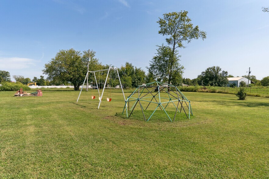 More Photos Of 16404 E Highway 20, Claremore Religious Facility For Sale