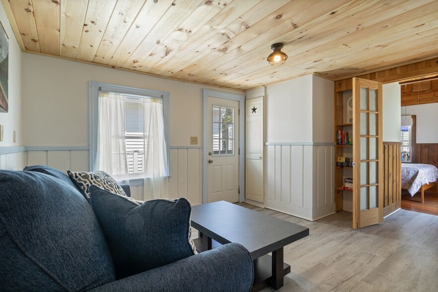 More Photos Of 165 E Grand Ave, Old Orchard Beach Apartments For Sale