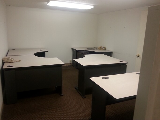 More Photos Of 7019 E Dominick St, Rome Auto Dealership For Lease