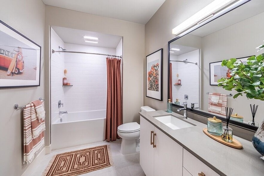More Photos Of 12849 Poway Rd, Poway Unknown For Lease