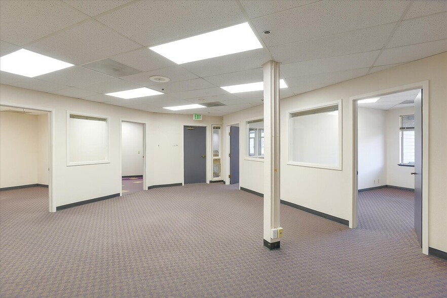 More Photos Of 370-390 Bridge Pky, Redwood City Medical For Lease