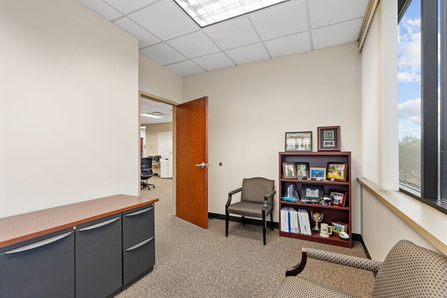 More Photos Of 2775 Blue Water Rd, Eagan Office For Sale