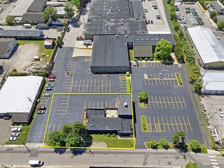 More Photos Of 175 E Broadway Ave, Westerville Office For Lease
