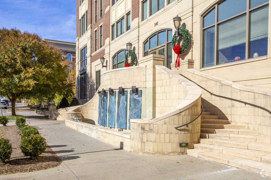 More Photos Of 340 E Main St, Spartanburg Office For Lease