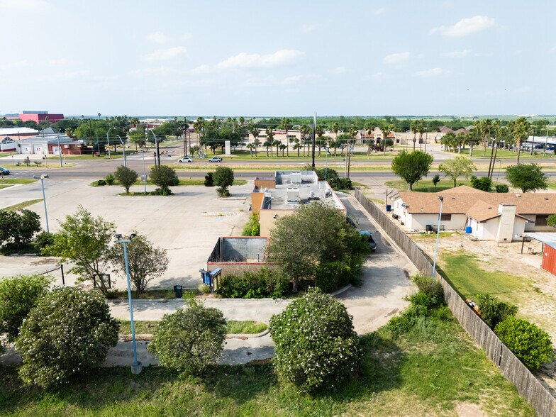 More Photos Of 688 E Expressway 83, La Joya Restaurant For Sale