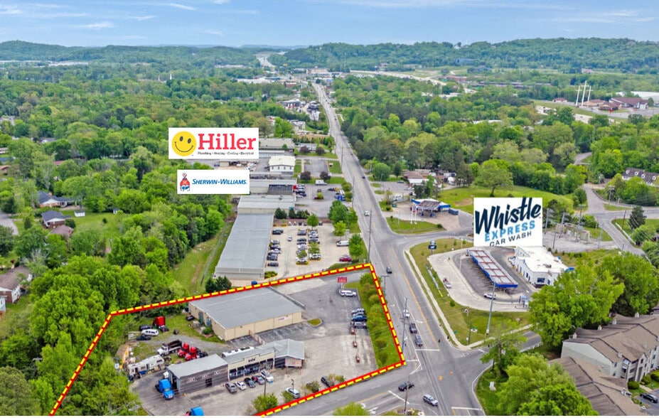 Primary Photo Of 7307 Lee Hwy, Chattanooga Supermarket For Sale