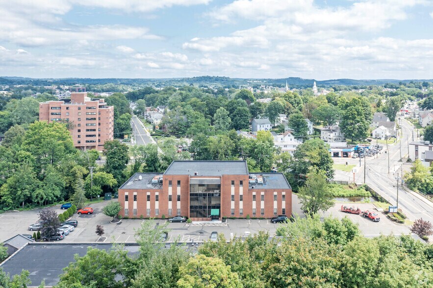 More Photos Of 131 West St, Danbury Office For Lease