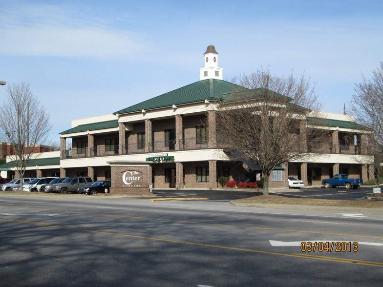 Primary Photo Of 715 Queen City Pky, Gainesville Medical For Lease