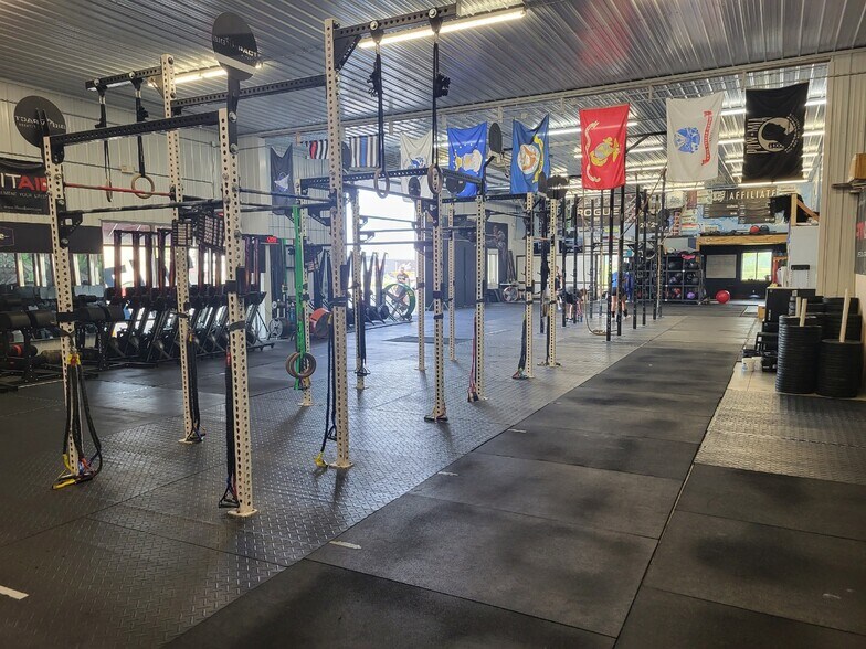 More Photos Of W5037 Amy Ave, Kaukauna Service For Lease