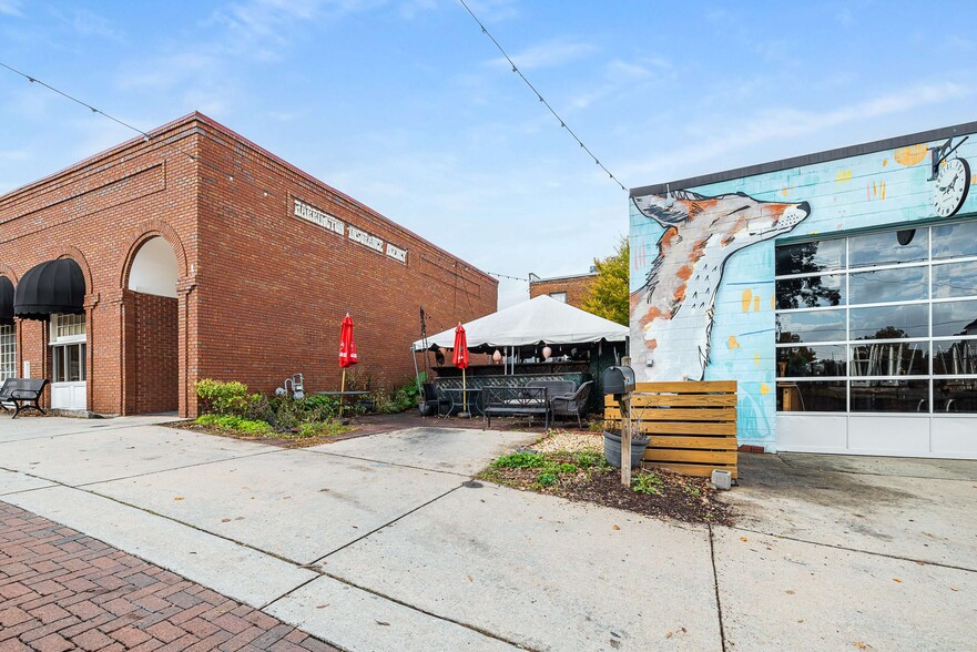 More Photos Of 35 S Peachtree St, Norcross Restaurant For Sale