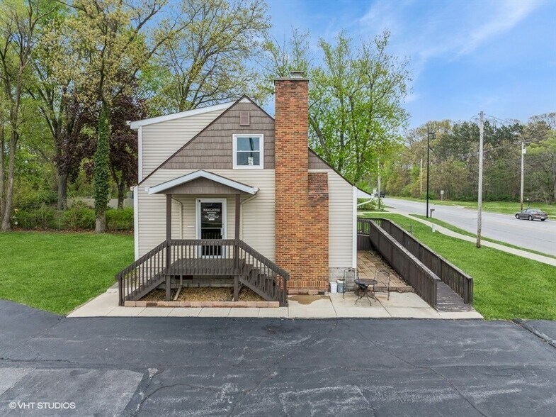 More Photos Of 6382 Central Ave, Portage Office For Sale