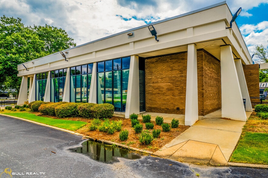 More Photos Of 3019 Buford Hwy, Atlanta Bank For Sale