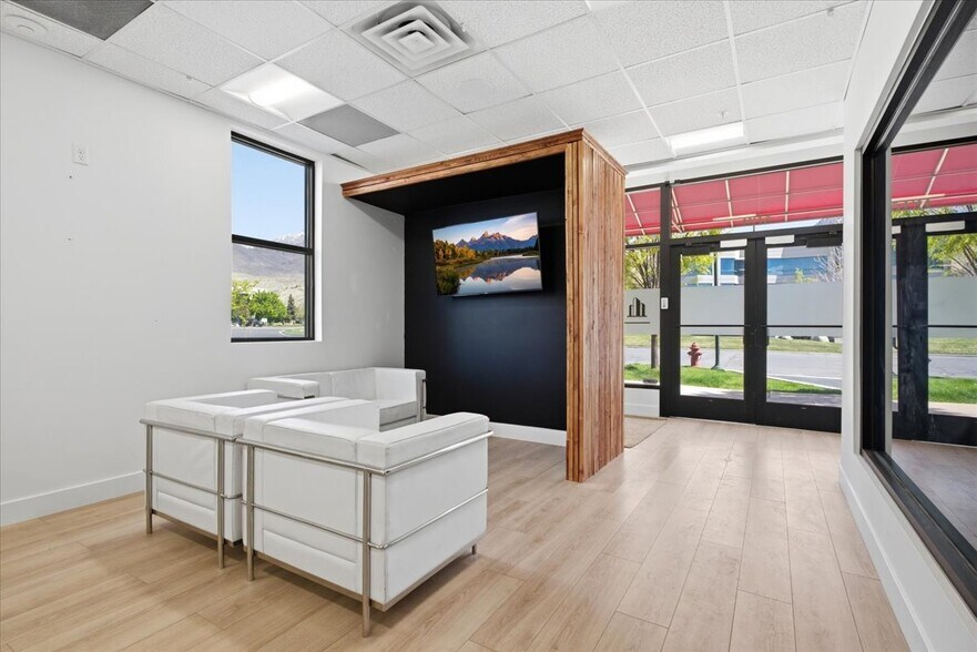 More Photos Of 5013-5121 N Edgewood Dr, Provo Apartments For Sale