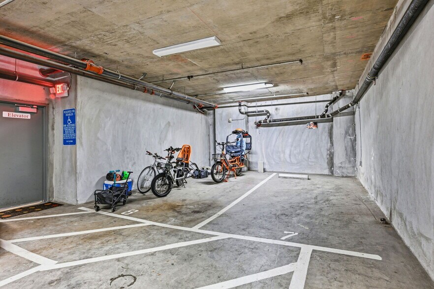 More Photos Of 3112 California Street S, San Francisco General Retail For Sale