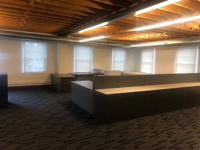 More Photos Of 13220-13228 Shaker Sq, Cleveland General Retail For Lease