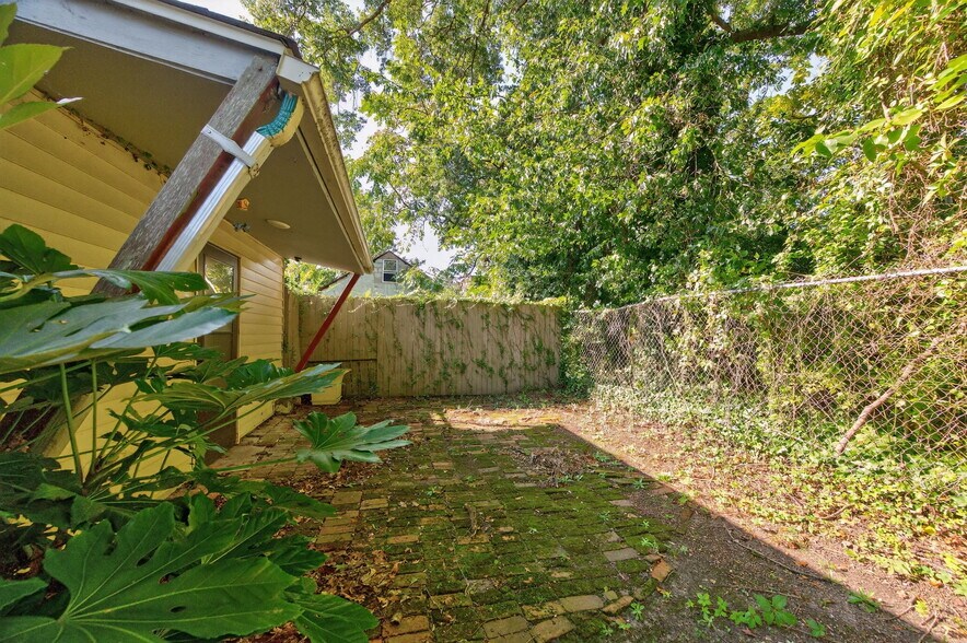 More Photos Of 406 S Armistead Ave, Hampton Apartments For Sale