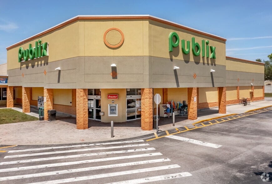 More Photos Of 9201-9394 Oakhurst Rd, Seminole Freestanding For Lease