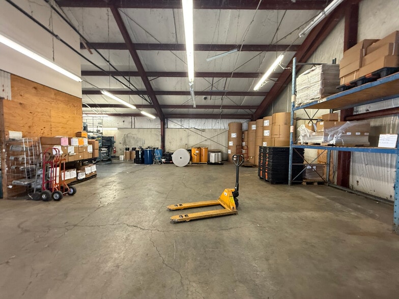 More Photos Of 1910 S Interstate 35, San Marcos Manufacturing For Sale