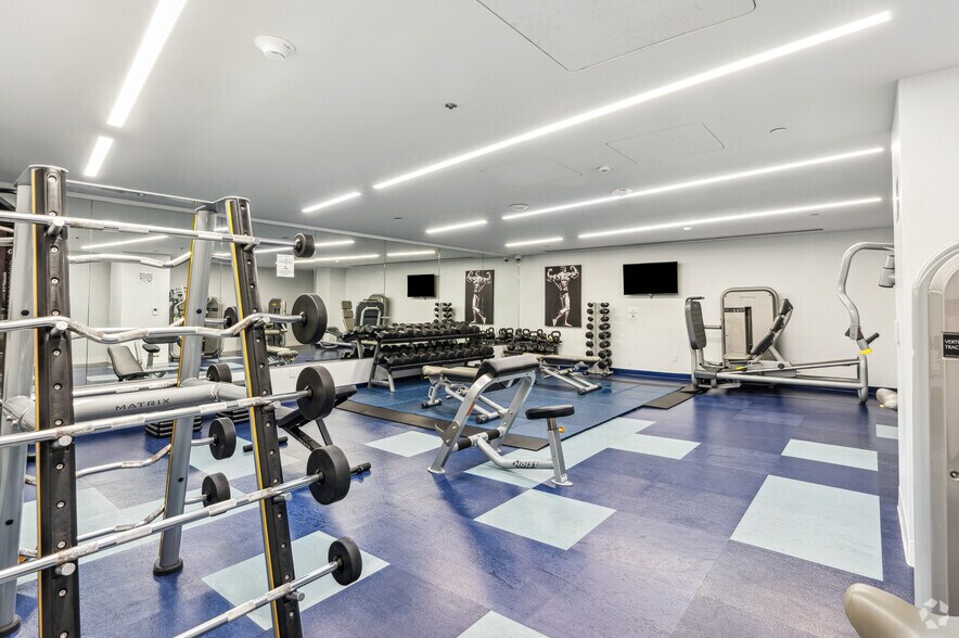 More Photos Of 801 S Hope St, Los Angeles Apartments For Lease