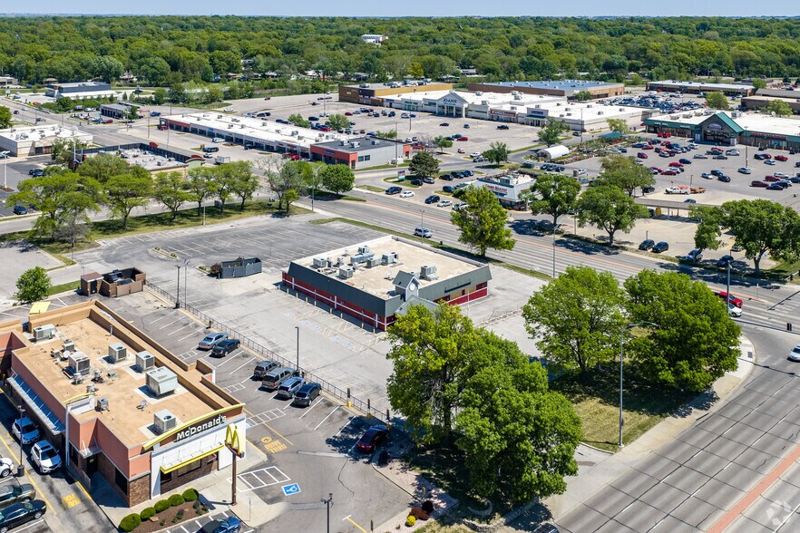 More Photos Of 6540 O St, Lincoln General Retail For Lease