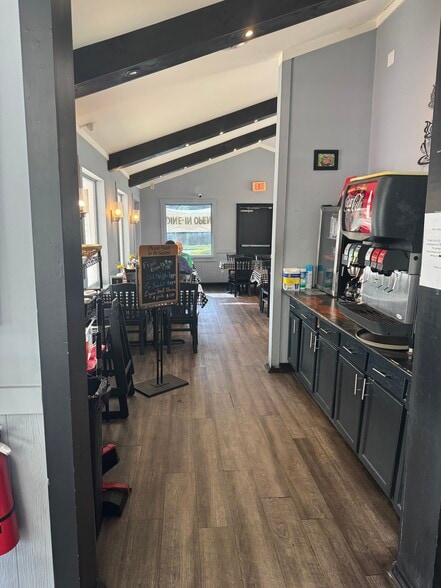 More Photos Of 4017 NE Canton Rd, Marietta Restaurant For Sale