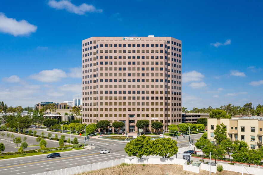 More Photos Of 2600 Michelson Dr, Irvine Office For Lease