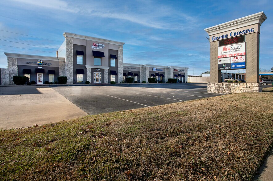 More Photos Of 2230 W Grande Blvd, Tyler Storefront Retail Office For Lease