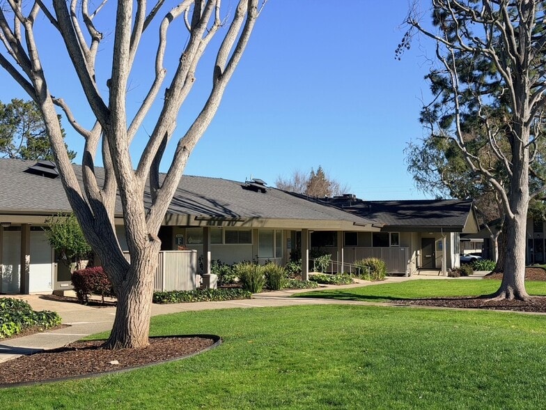More Photos Of 877 W Fremont Ave, Sunnyvale Unknown For Lease