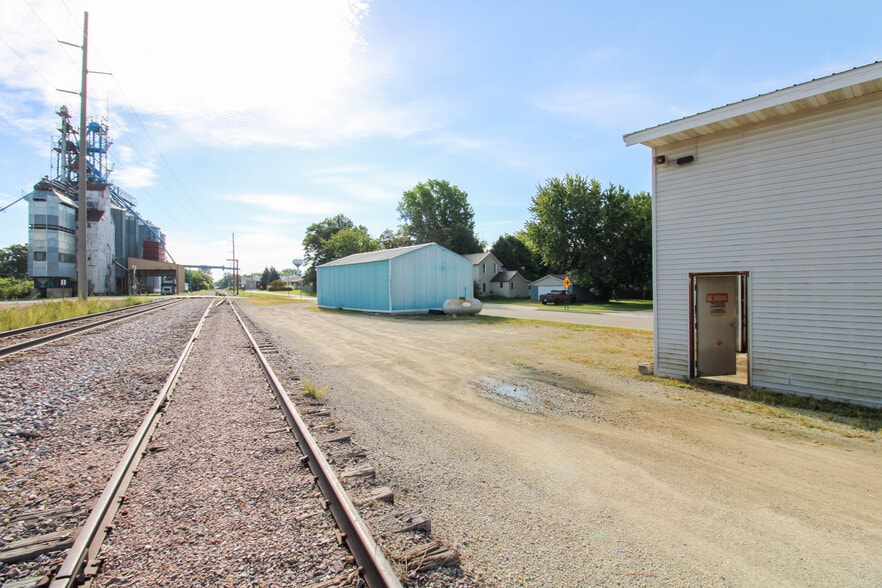 More Photos Of 14 1st SE st, Dodge Center Industrial For Sale