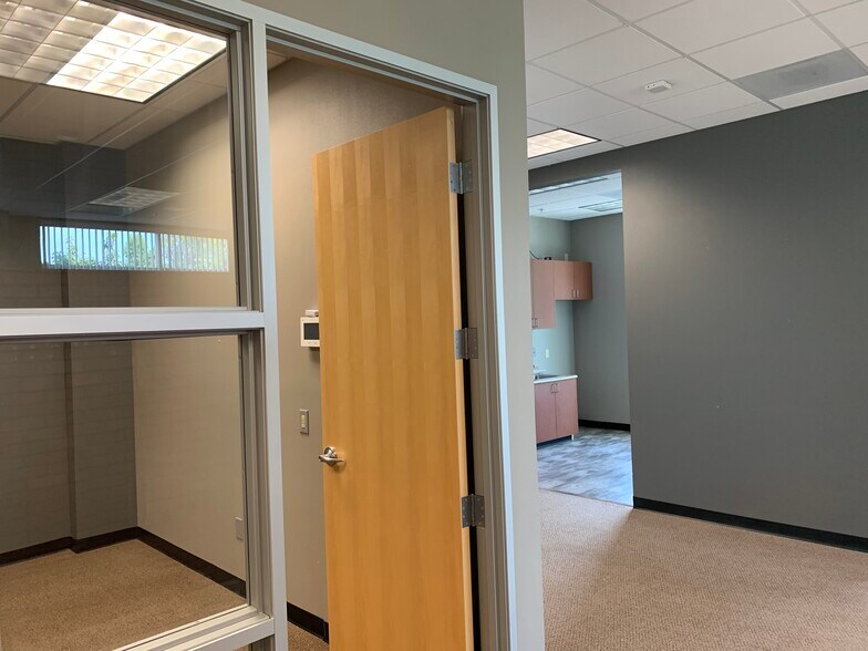 More Photos Of 1382 Blue Oaks Blvd, Roseville Office For Sale