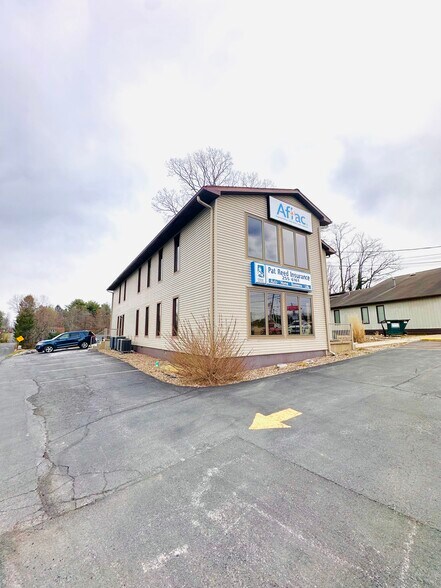 More Photos Of 110 Sunset Dr, Beckley Office For Lease