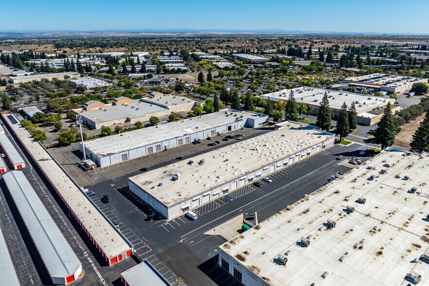 More Photos Of 11151 Trade Center Dr, Rancho Cordova Warehouse For Lease