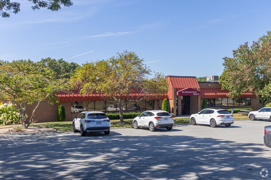 More Photos Of 1 Merchant St, Sharon Office For Lease